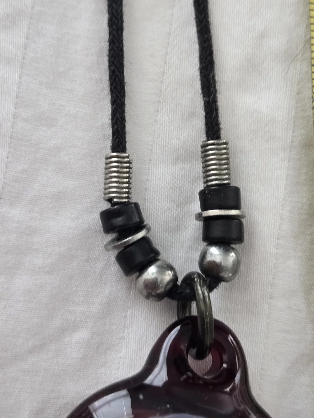 Custom Hand-blown Borosilicate Glass Spider-man Pendant Necklace-red Glitter Orb